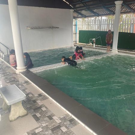 Paka Tamim Seaview Hotel Bagian luar foto