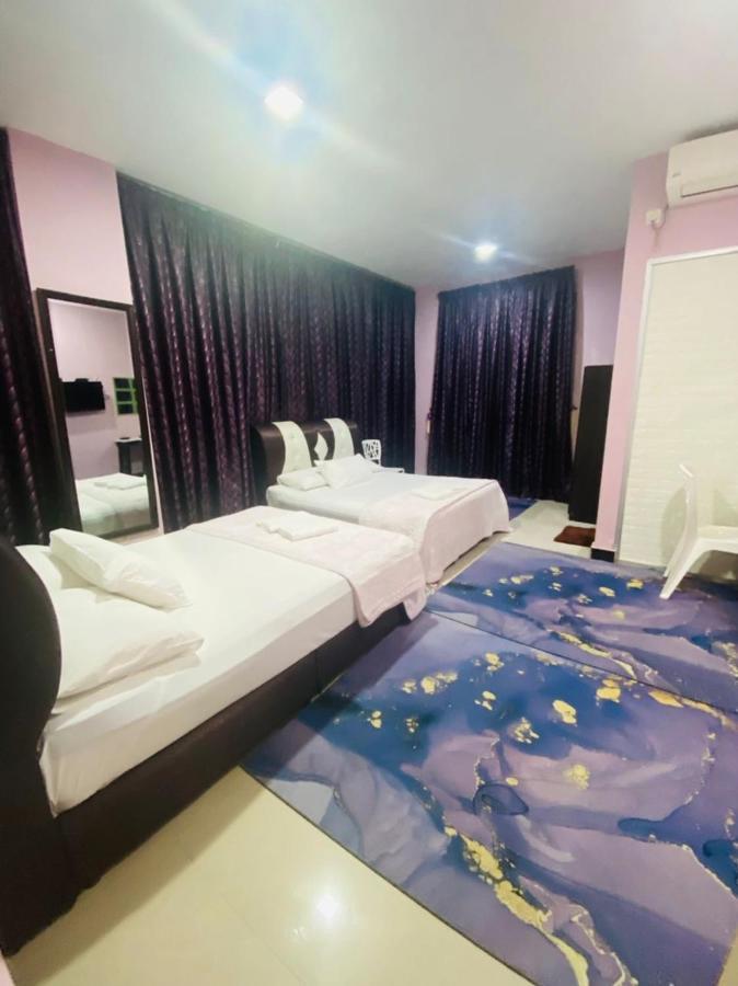 Paka Tamim Seaview Hotel Bagian luar foto