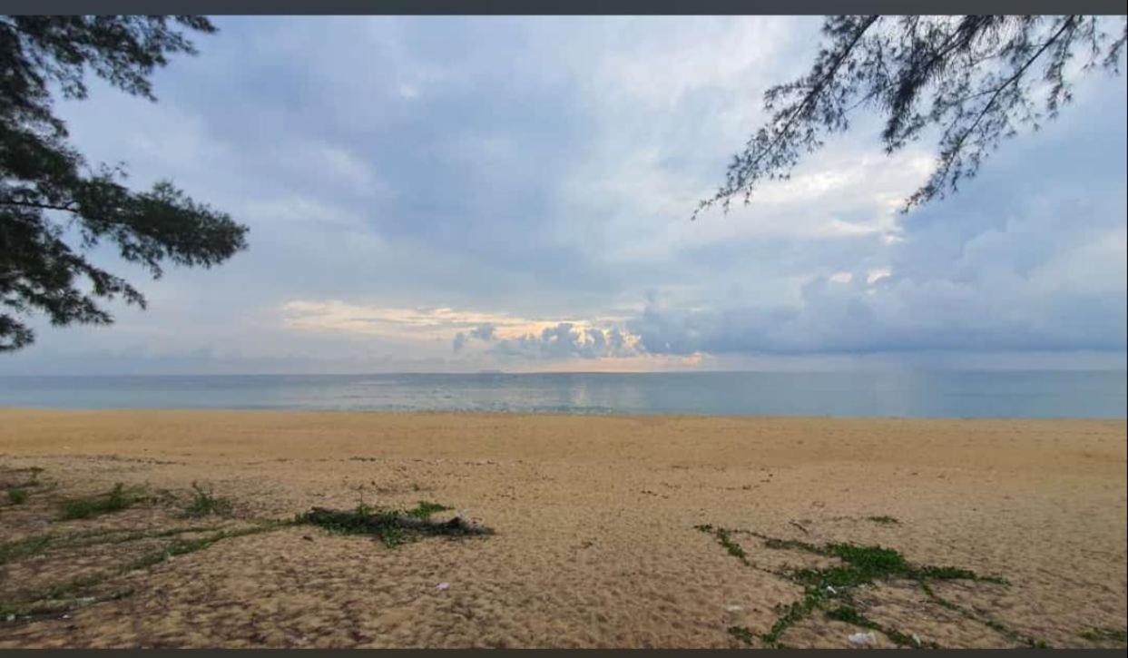 Paka Tamim Seaview Hotel Bagian luar foto