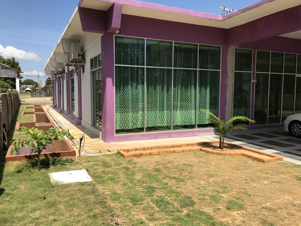 Paka Tamim Seaview Hotel Bagian luar foto