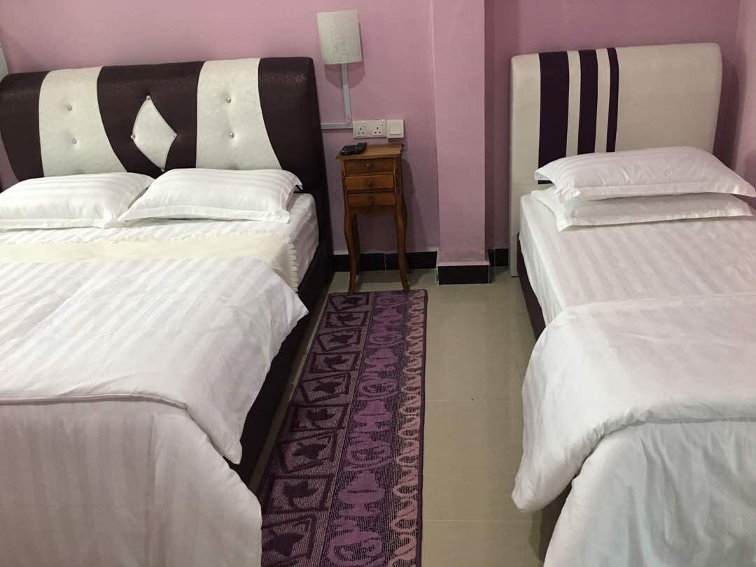 Paka Tamim Seaview Hotel Bagian luar foto
