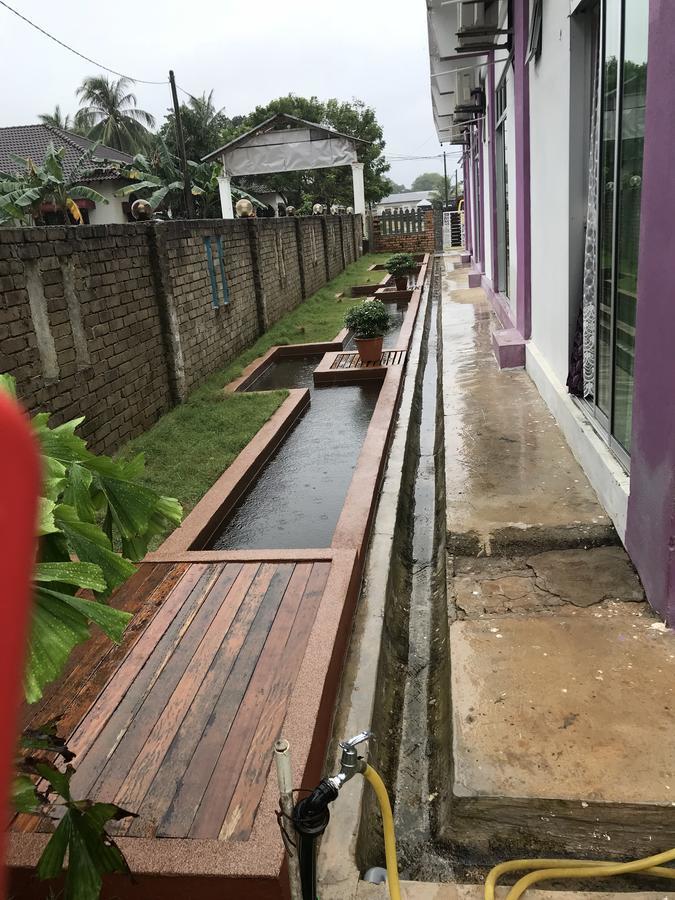 Paka Tamim Seaview Hotel Bagian luar foto