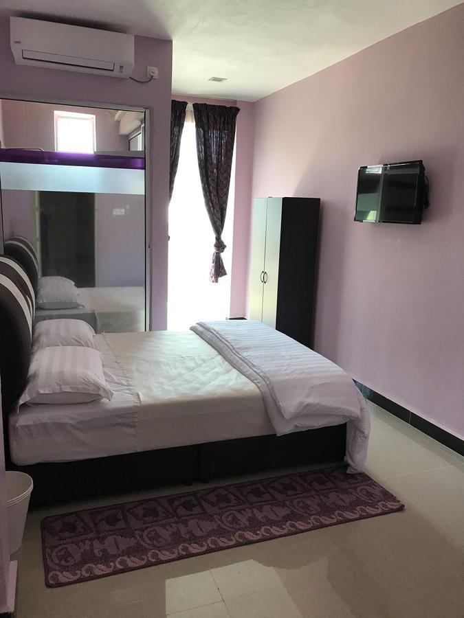 Paka Tamim Seaview Hotel Bagian luar foto